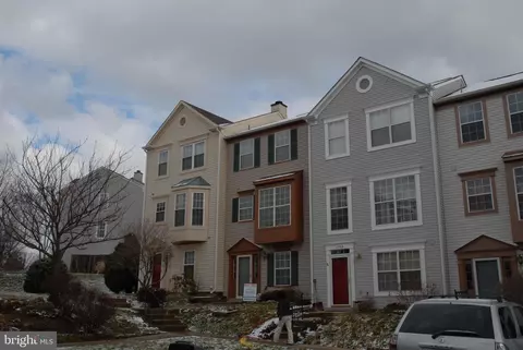 13970 Gunners Pl, Centreville, VA 20121