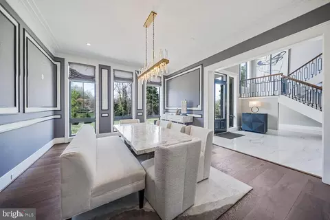 Dining - 1109 Towlston Rd, Mclean, VA 22102 photo 2 of 6