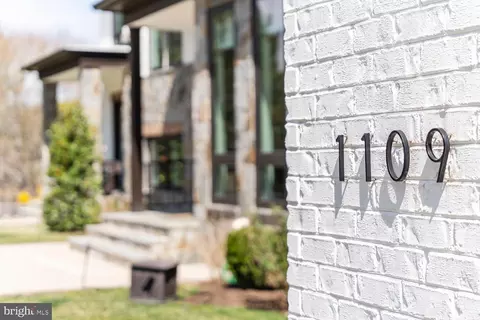 Exterior - 1109 Towlston Rd, Mclean, VA 22102 photo 4 of 13