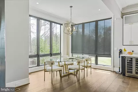 Dining - 1109 Towlston Rd, Mclean, VA 22102 photo 4 of 6