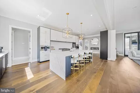 Kitchen - 1109 Towlston Rd, Mclean, VA 22102 photo 10 of 10