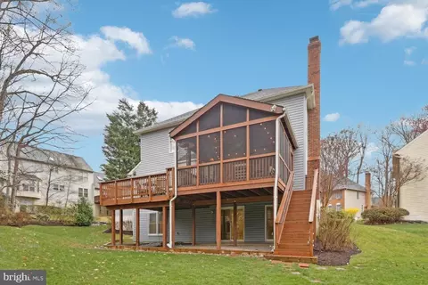 Exterior - 9029 Scott St, Springfield, VA 22153 photo 14 of 16