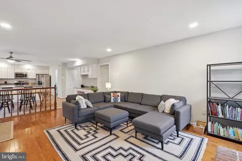 Entry Way - 9029 Scott St, Springfield, VA 22153 photo 2 of 15