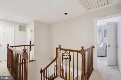 Entry Way - 9029 Scott St, Springfield, VA 22153 photo 8 of 15