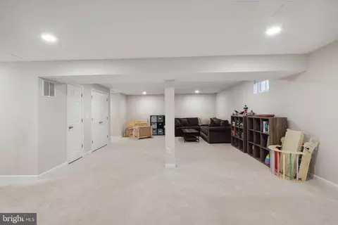 Entry Way - 9029 Scott St, Springfield, VA 22153 photo 13 of 15