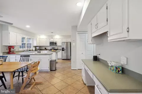 Entry Way - 9029 Scott St, Springfield, VA 22153 photo 3 of 15