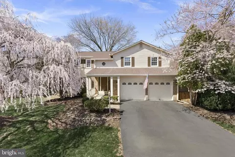 13908 Poplar Tree Rd, Chantilly, VA 20151