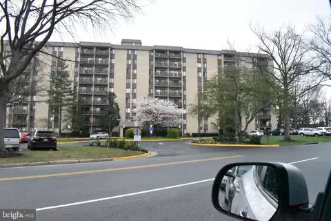 3101 Manchester St S #112, Falls Church, VA 22044