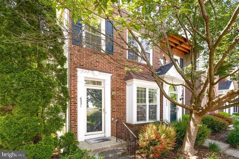 6031 Terrapin Pl, Alexandria, VA 22310