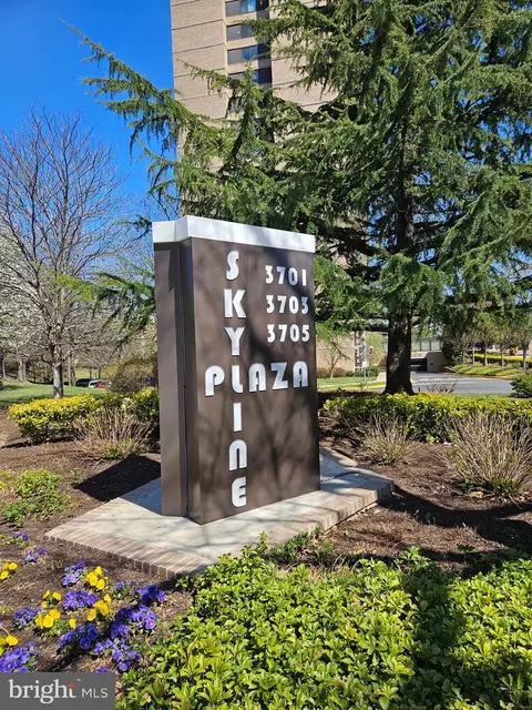 3701 S George Mason Dr #2205 N, Falls Church, VA 22041