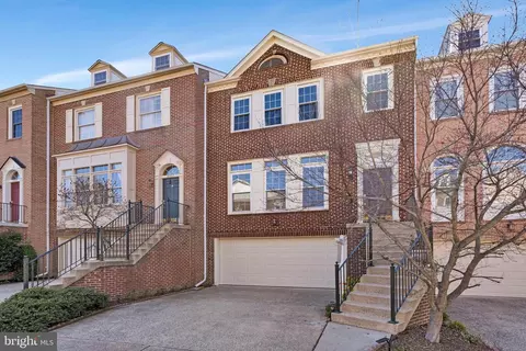 8509 Westown Way, Vienna, VA 22182
