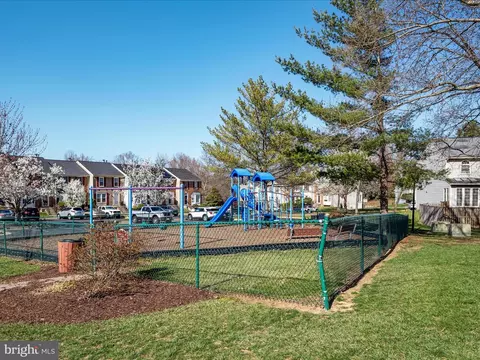7804 Bellwether Ct, Lorton, VA 22079 photo 38