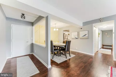 7640 Provincial Dr #211, Mclean, VA 22102 photo 3