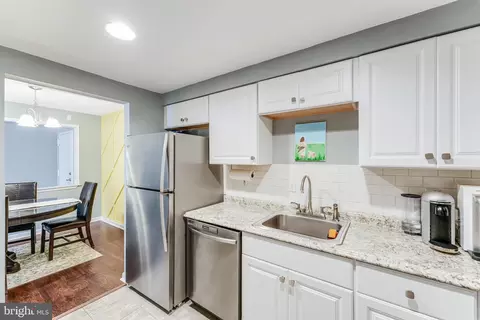 7640 Provincial Dr #211, Mclean, VA 22102 photo 16