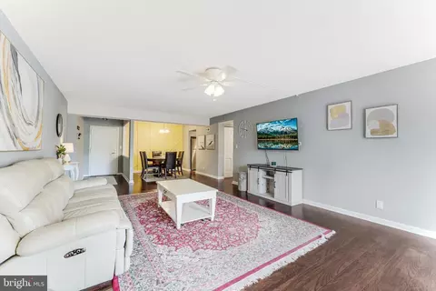 7640 Provincial Dr #211, Mclean, VA 22102 photo 12