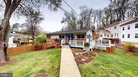 6334 Alberta St, Springfield, VA 22152 photo 2