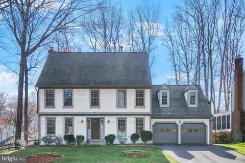 5919 Freds Oak Rd, Burke, VA 22015