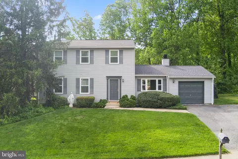 9801 Pulham Rd, Burke, VA 22015