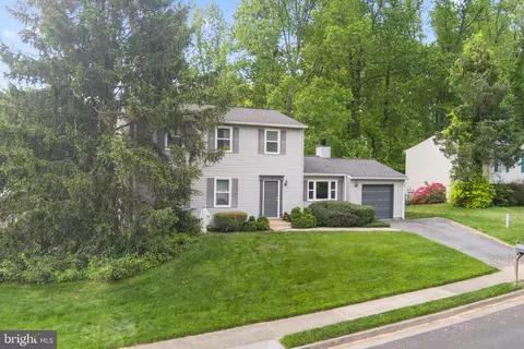 9801 Pulham Rd, Burke, VA 22015 photo 3