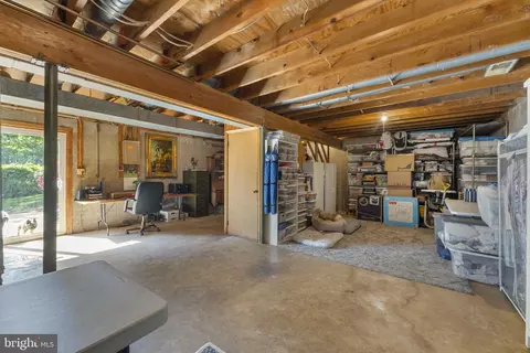 9801 Pulham Rd, Burke, VA 22015 photo 50