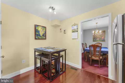 9801 Pulham Rd, Burke, VA 22015 photo 15