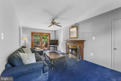 9801 Pulham Rd, Burke, VA 22015 photo 12