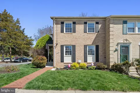 4501 Ravensworth Rd, Annandale, VA 22003