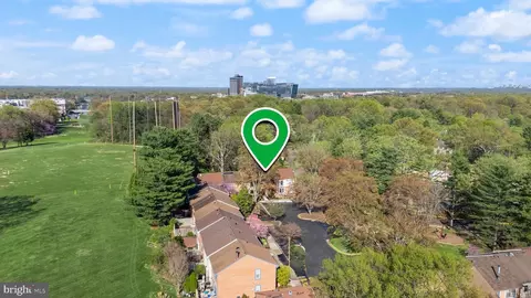 2212 Golf Course Dr, Reston, VA 20191 photo 48
