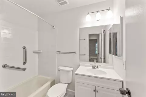 2212 Golf Course Dr, Reston, VA 20191 photo 28