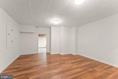 2212 Golf Course Dr, Reston, VA 20191 photo 35