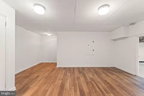 2212 Golf Course Dr, Reston, VA 20191 photo 34