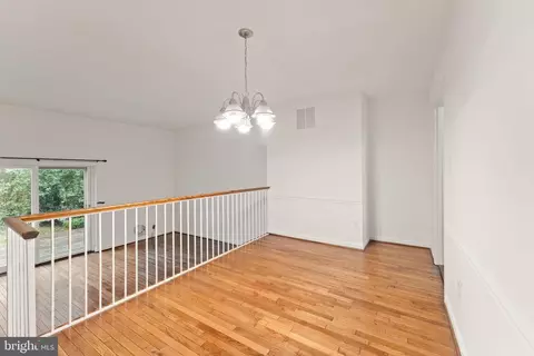 2212 Golf Course Dr, Reston, VA 20191 photo 11