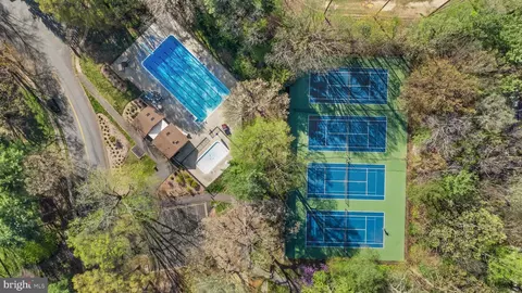2212 Golf Course Dr, Reston, VA 20191 photo 47