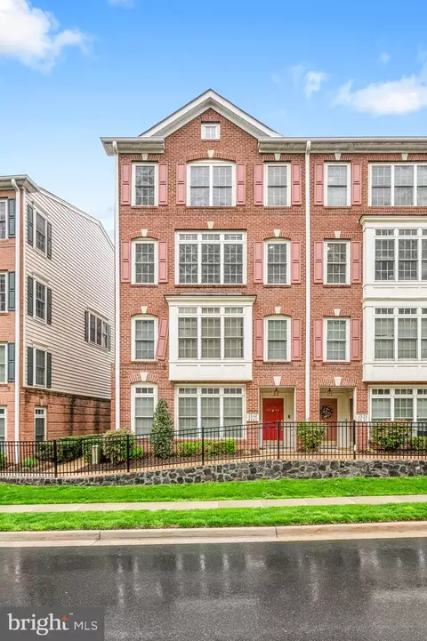 4543 Whittemore Pl #1512, Fairfax, VA 22030