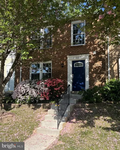10307 Granite Creek Ln #10307, Oakton, VA 22124