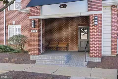 1601 Spring Gate Dr #1305, Mclean, VA 22102 photo 3