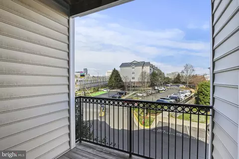 1601 Spring Gate Dr #1305, Mclean, VA 22102 photo 7