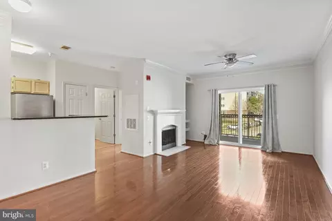 1601 Spring Gate Dr #1305, Mclean, VA 22102 photo 4