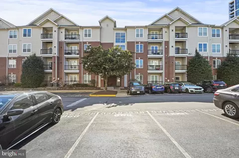 1601 Spring Gate Dr #1305, Mclean, VA 22102 photo 2
