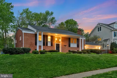 1318 Macbeth St, Mclean, VA 22102 photo 4