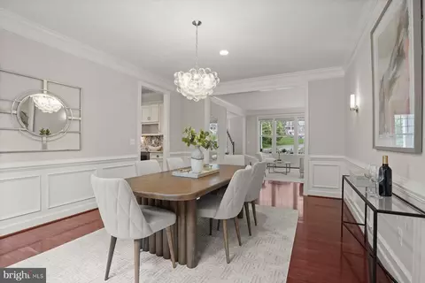 Dining - 1302 Scotts Run Rd, Mclean, VA 22102 photo 2 of 5