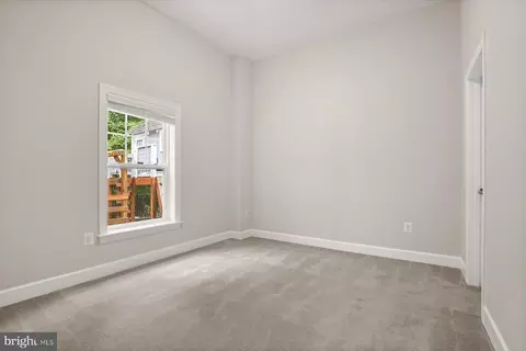 Bedroom - 1302 Scotts Run Rd, Mclean, VA 22102 photo 15 of 15