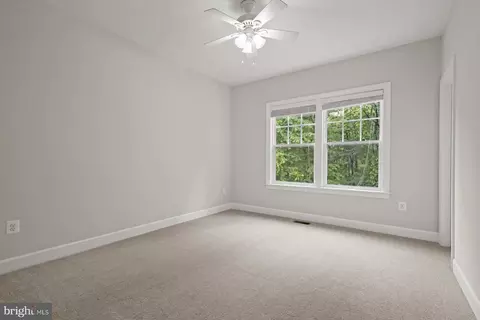 Bedroom - 1302 Scotts Run Rd, Mclean, VA 22102 photo 11 of 15