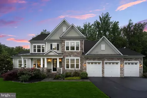 1302 Scotts Run Rd, Mclean, VA 22102