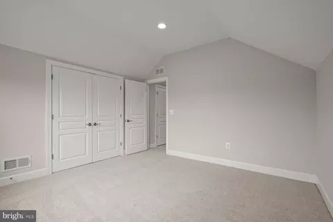 Bedroom - 1302 Scotts Run Rd, Mclean, VA 22102 photo 12 of 15