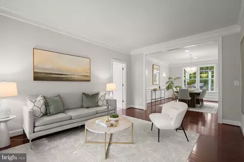 Living - 1302 Scotts Run Rd, Mclean, VA 22102 photo 3 of 8