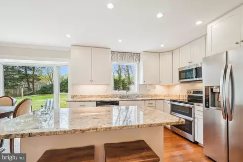 1316 Ozkan St, Mclean, VA 22101 photo 18