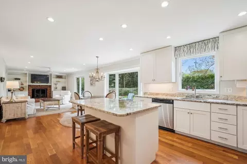 1316 Ozkan St, Mclean, VA 22101 photo 19