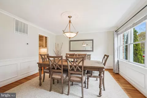 1316 Ozkan St, Mclean, VA 22101 photo 24