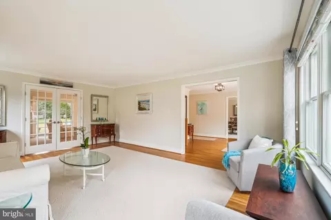 1316 Ozkan St, Mclean, VA 22101 photo 8